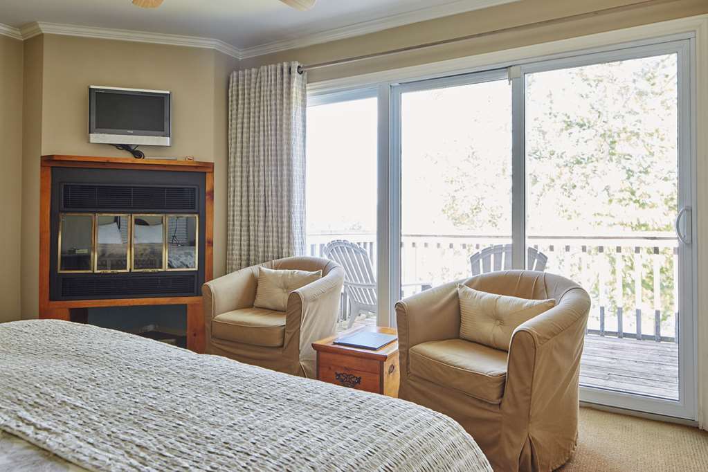 Sir Sam'S Inn & Spa (Adults Only) Халибъртън Стая снимка